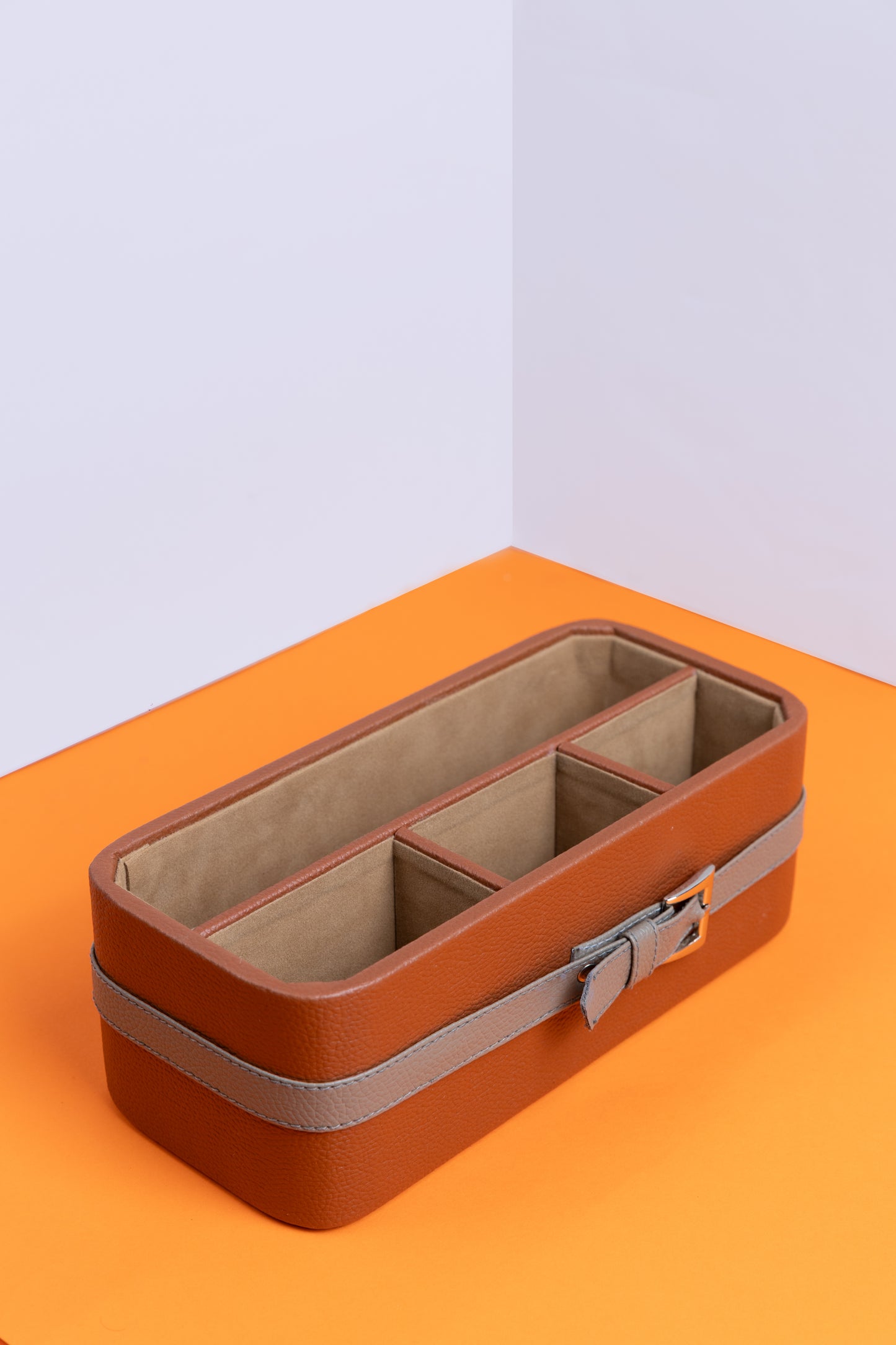 Buckle Stationery Holder